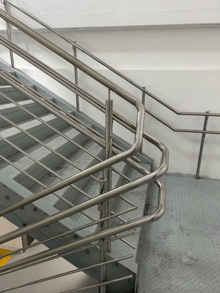 corrimao de acessibilidade em aco inox