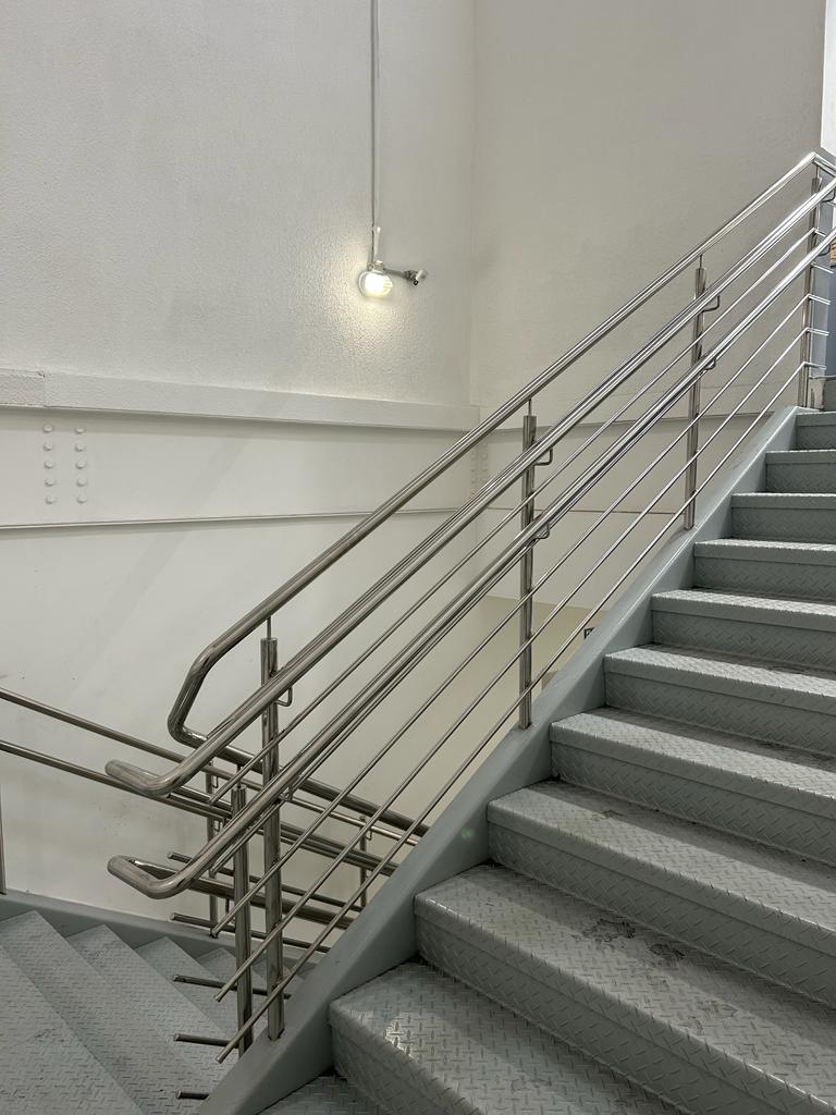 corrimao de acessibilidade em aco inox