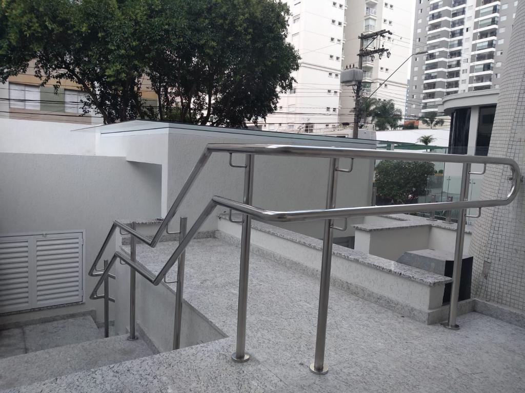 Corrimão Duplo